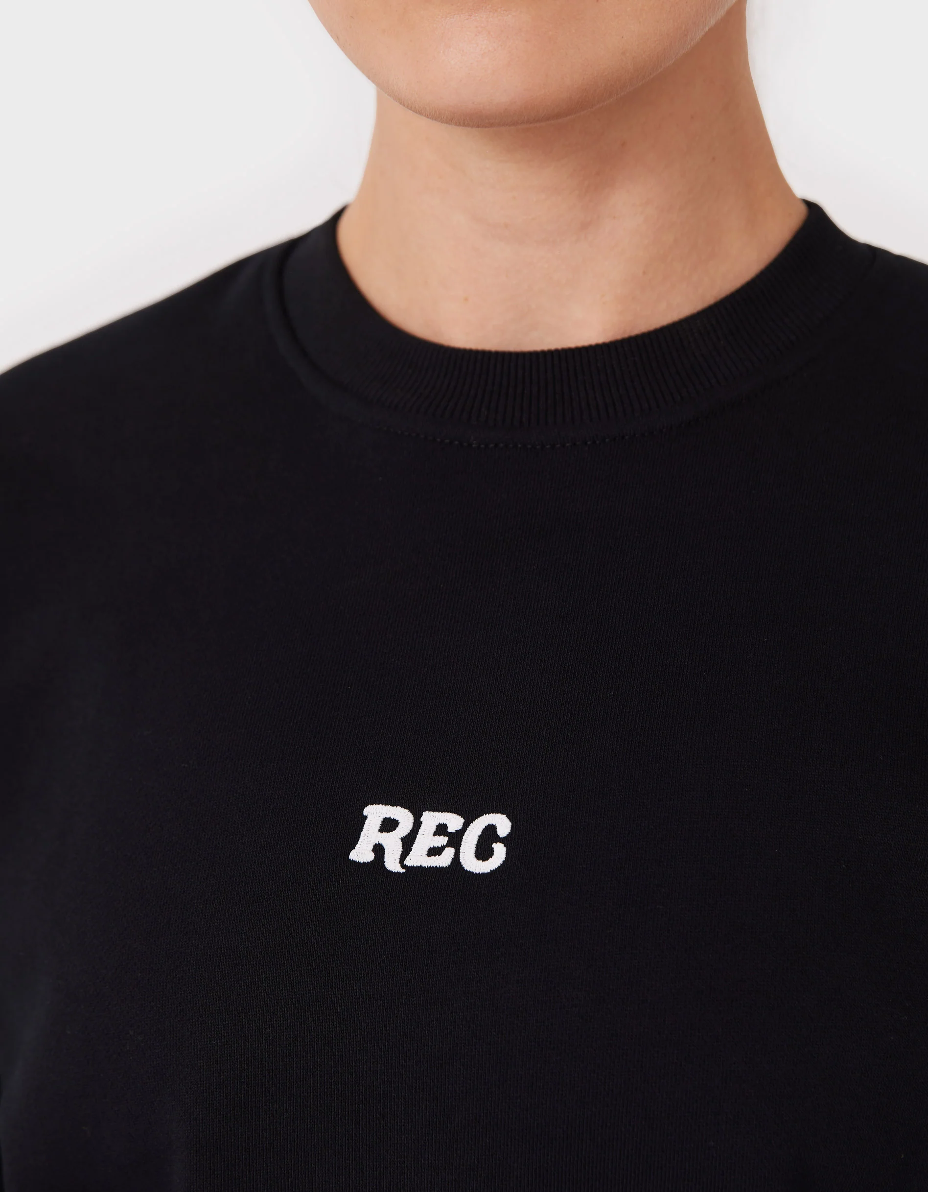 Float Fleece Crew Black - Image 2