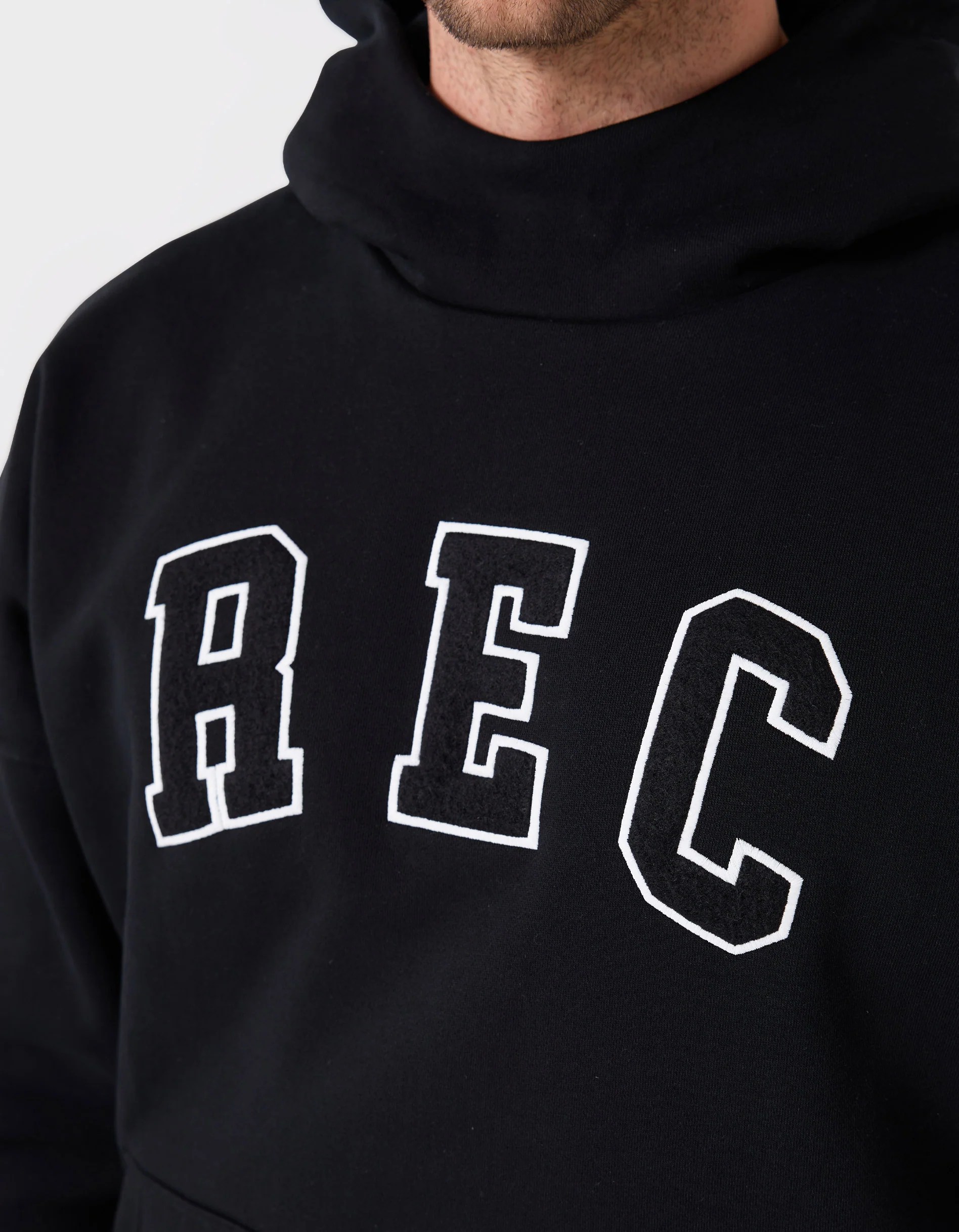 Mass Fleece REC Hood Black - Image 2