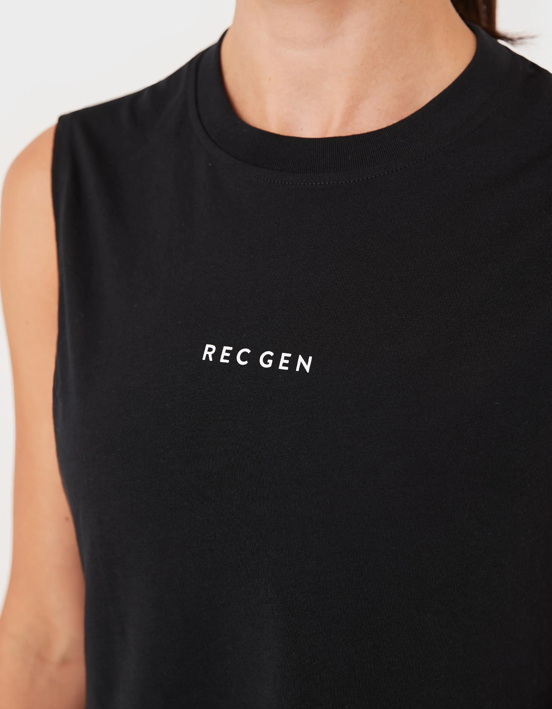 Oxy Float Crop Tank Black - Image 2