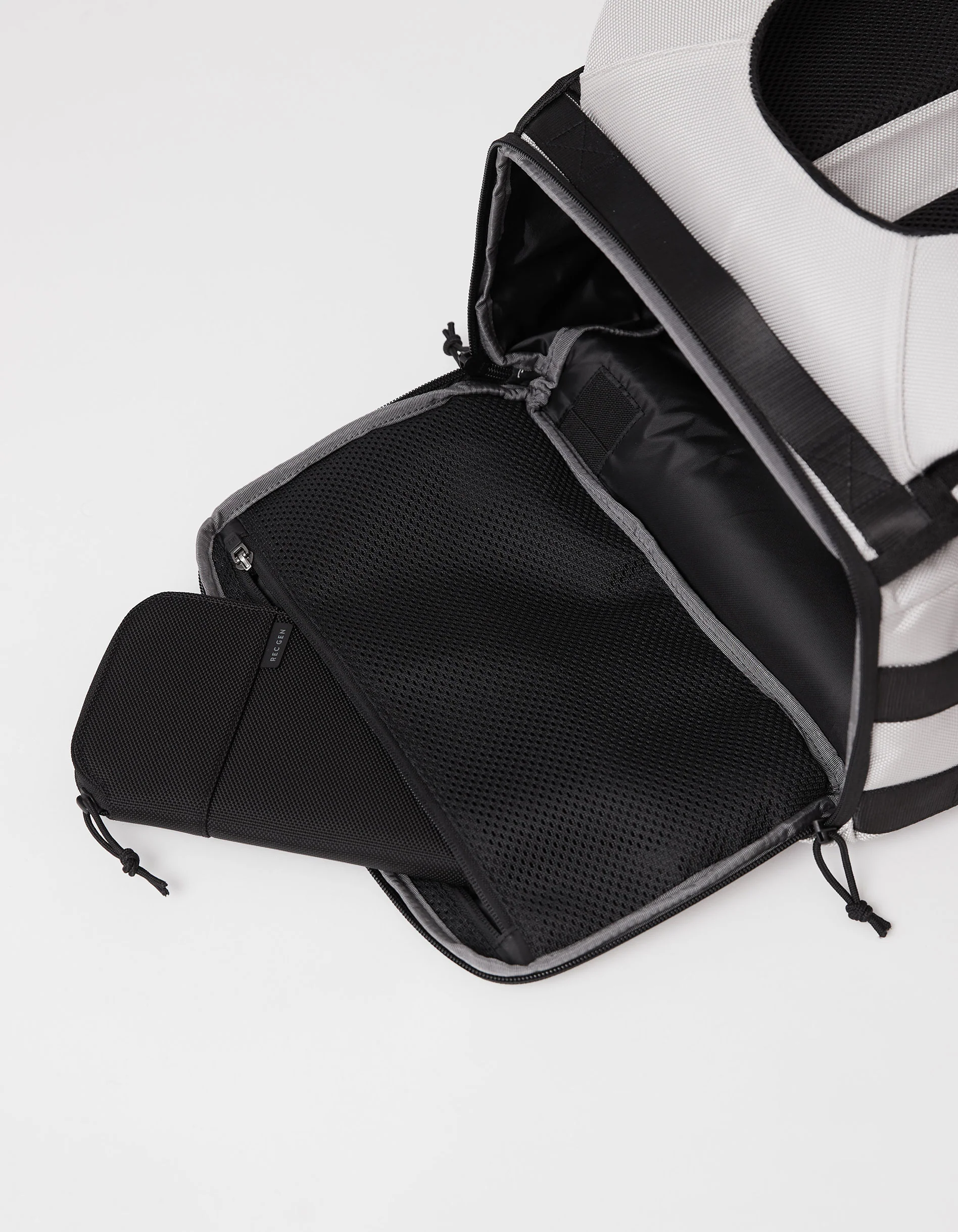 Travel Wallet Frost - Image 4